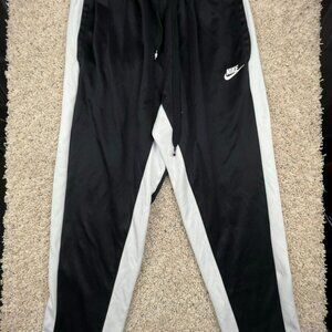 Nike Air Sweatpants Athletic Pants Mens Medium Black White Pockets Drawstring